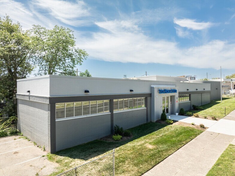 Primary Photo Of 520 W Roosevelt Blvd, Philadelphia Medical For Sale