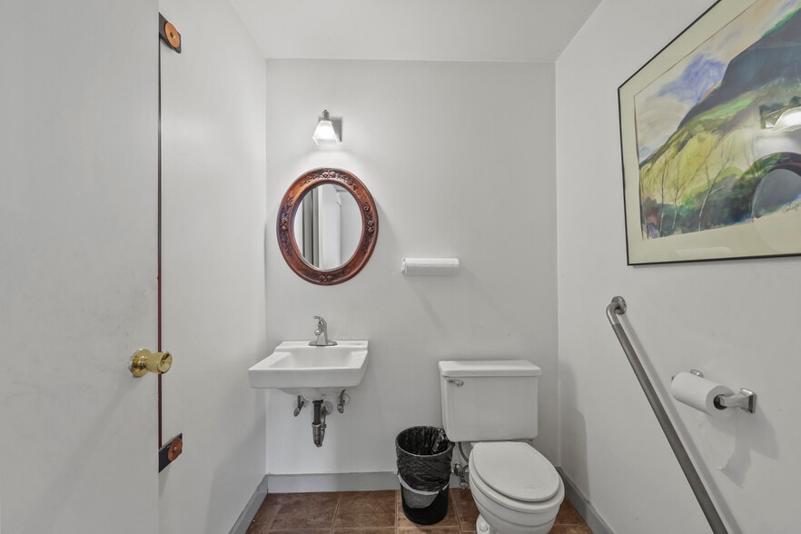 More Photos Of 8 Center St, West Stockbridge Restaurant For Sale