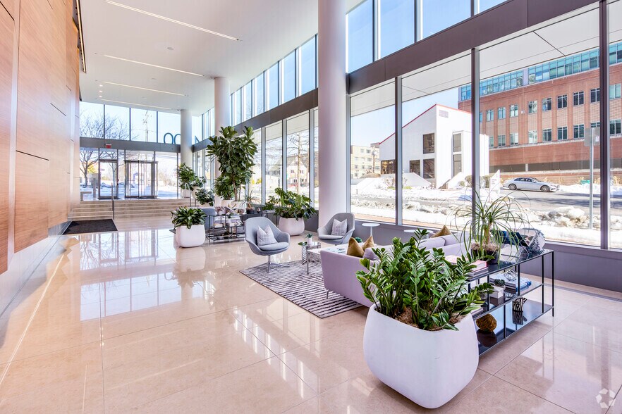 More Photos Of 4500 East West Hwy, Bethesda Office For Lease