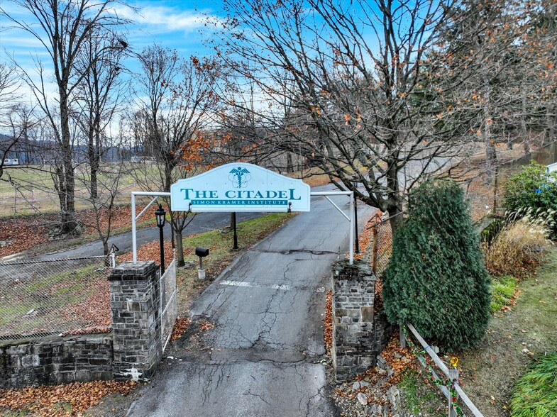 More Photos Of 15 Alliance St, New Philadelphia Rehabilitation Center For Sale