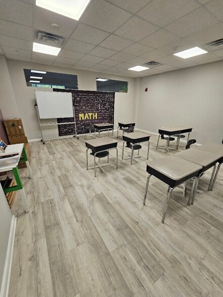 More Photos Of 3586 Nostrand Ave, Brooklyn Office For Lease