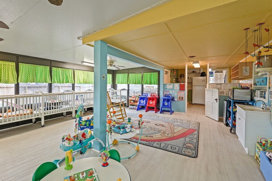More Photos Of 1030 4th St, Rosenberg Daycare Center For Sale