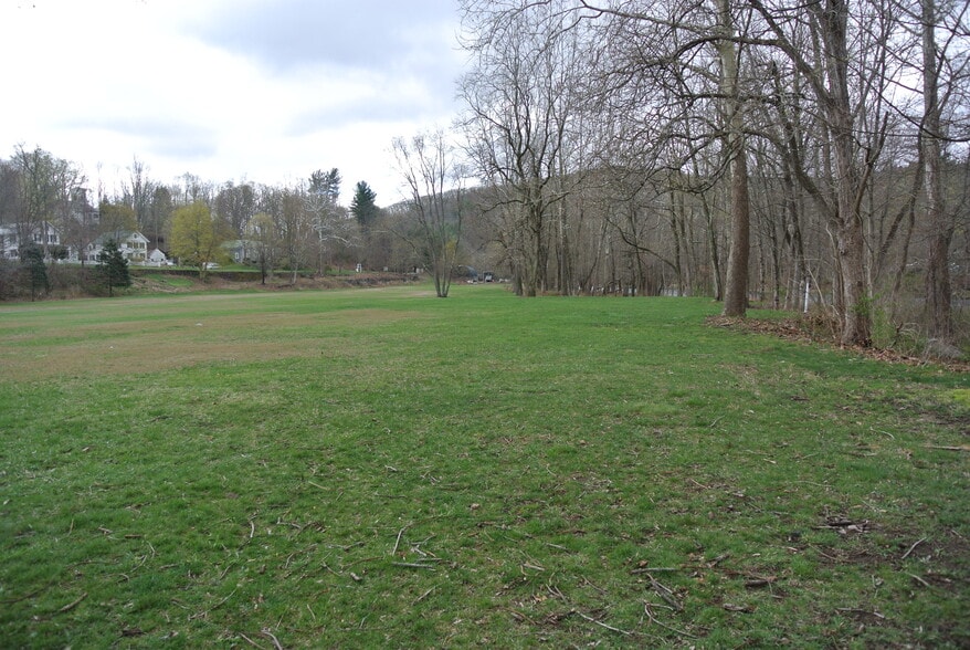 More Photos Of 37 Greenwoods Rd, New Hartford Land For Sale