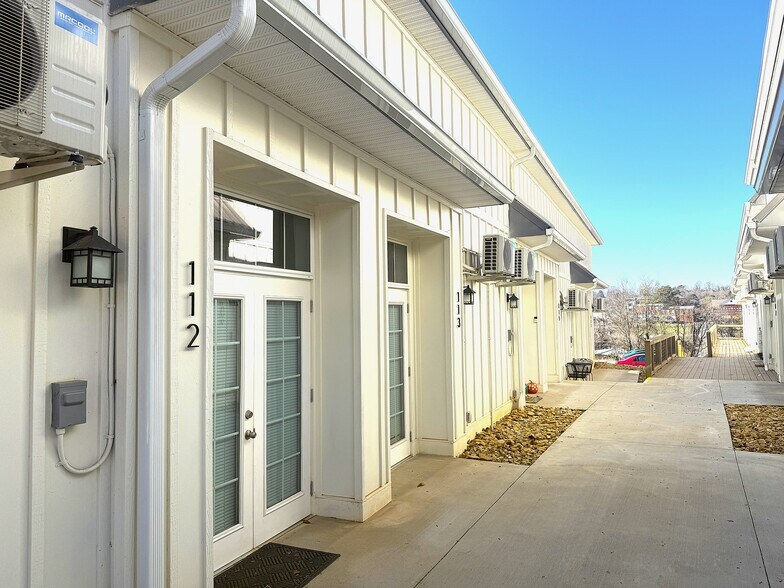 More Photos Of 198 Cowan St, Rutherfordton Apartments For Sale