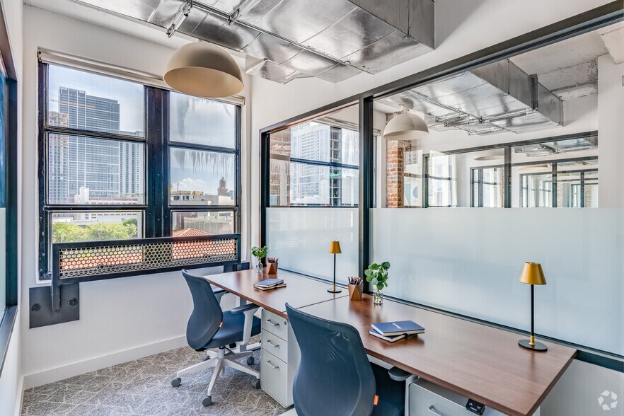 More Photos Of 117 NE 1st Ave, Miami Coworking Space