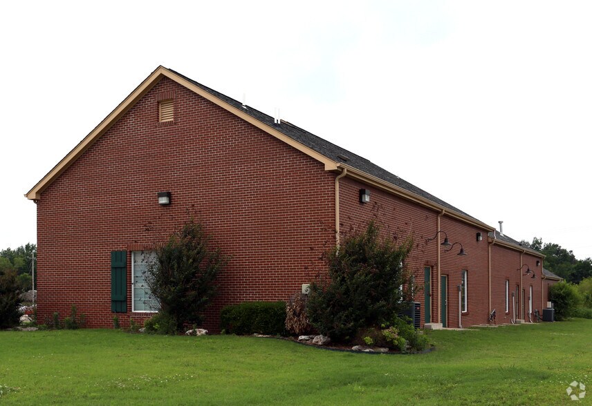 More Photos Of 2400-2416 W Detroit St, Broken Arrow Medical For Lease