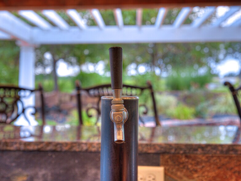 More Photos Of 18509 Brangus Rd, Shawnee Specialty For Sale