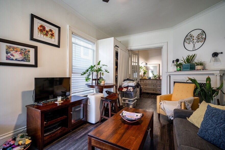 More Photos Of 2519 N Murray Ave, Milwaukee Apartments For Sale