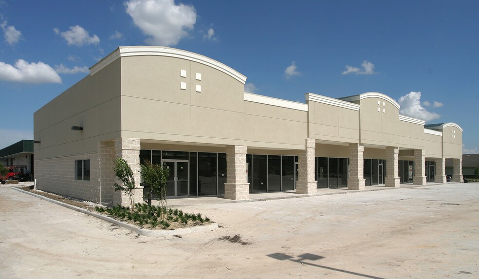 More Photos Of 12551 Steeple Way Blvd, Houston Unknown For Lease