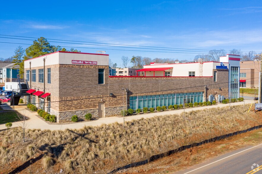 More Photos Of 317 Alcove Rd, Mooresville Medical For Lease