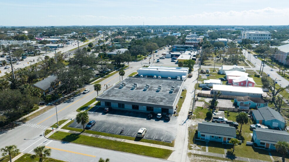 More Photos Of 2345 14th Ave, Vero Beach Medical For Sale