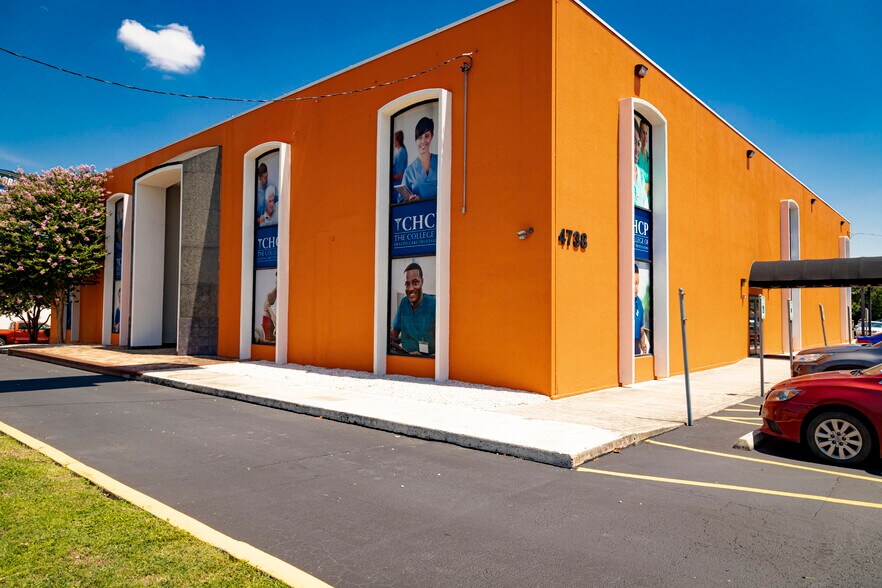 More Photos Of 4738 NW Loop 410, San Antonio Medical For Lease