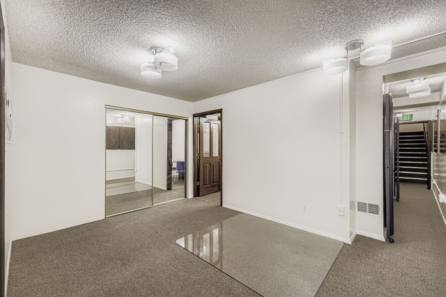 More Photos Of 4219 S Broadway, Englewood Medical For Lease