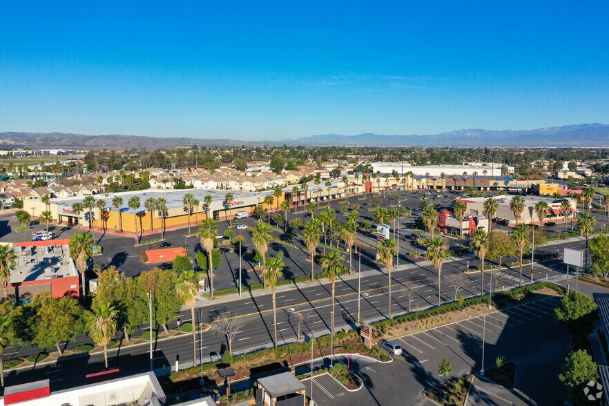 More Photos Of 700-784 N Main St, Corona Unknown For Lease