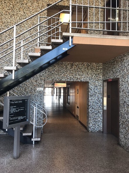 More Photos Of 1120 W La Palma Ave, Anaheim Medical For Lease