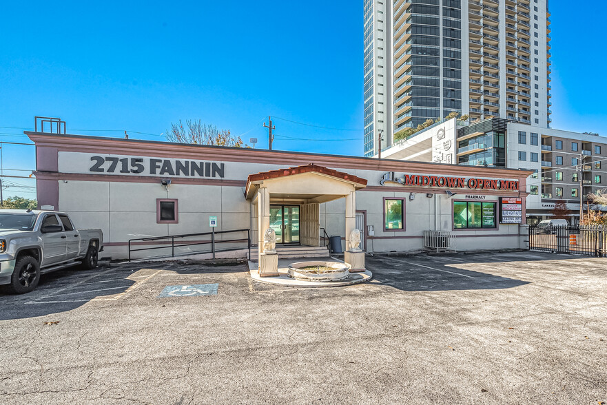 Primary Photo Of 2715 Fannin St, Houston Medical For Sale