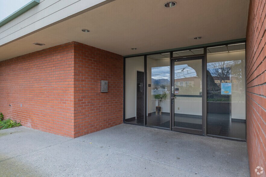 More Photos Of 1225 Alpine Rd, Walnut Creek Office For Lease