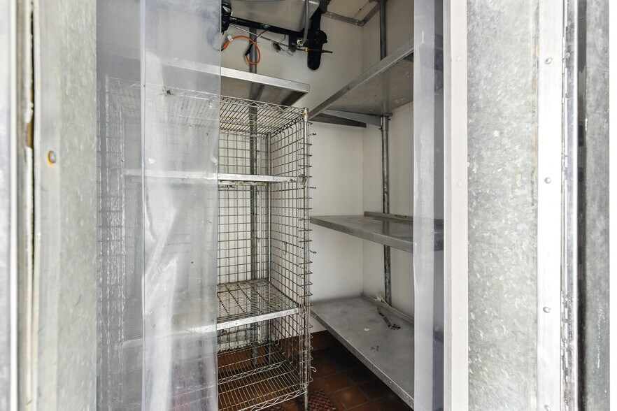 More Photos Of 4355 Sonoma Blvd, Vallejo Restaurant For Sale