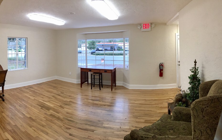 More Photos Of 1812 W 1st St, Sanford Office For Lease