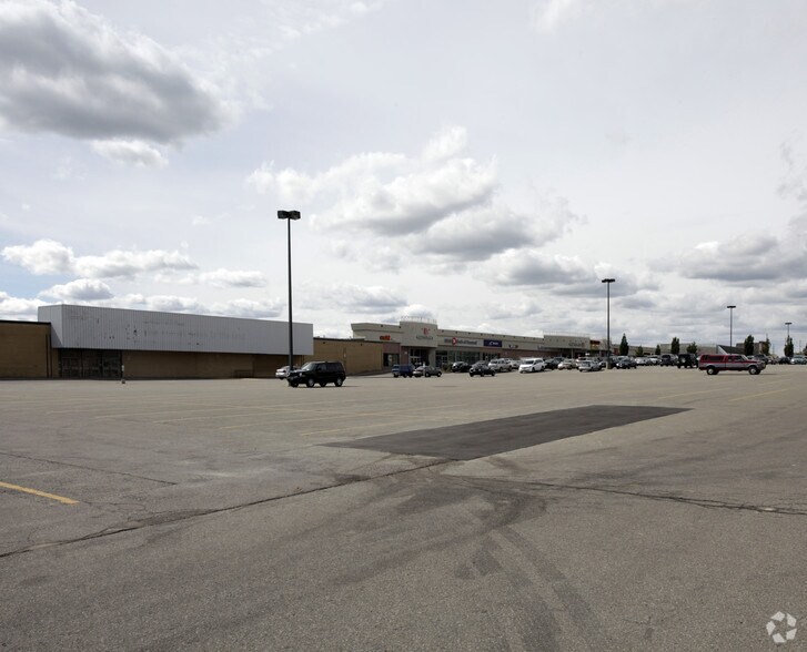 More Photos Of 280 Guelph St, Halton Hills General Retail For Lease