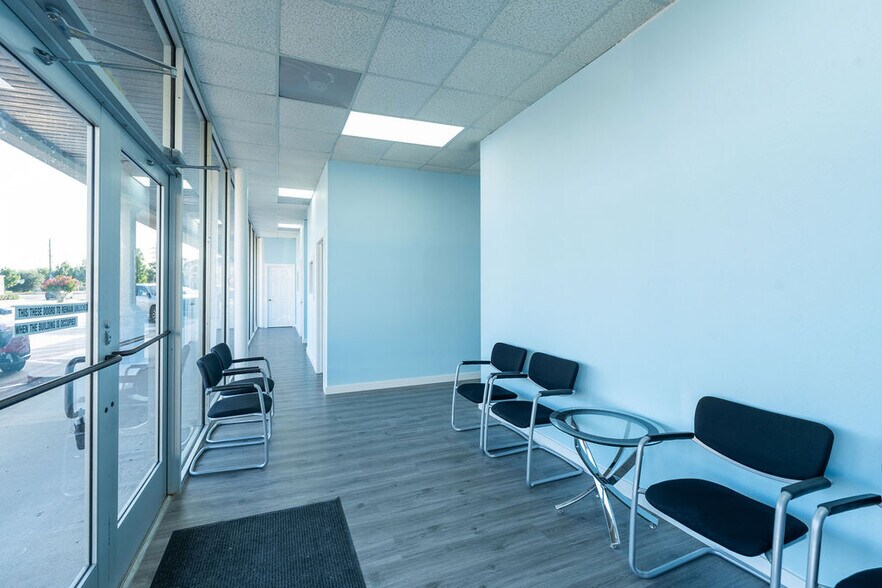 Primary Photo Of 2419 FM 1092 Rd, Missouri City Coworking Space