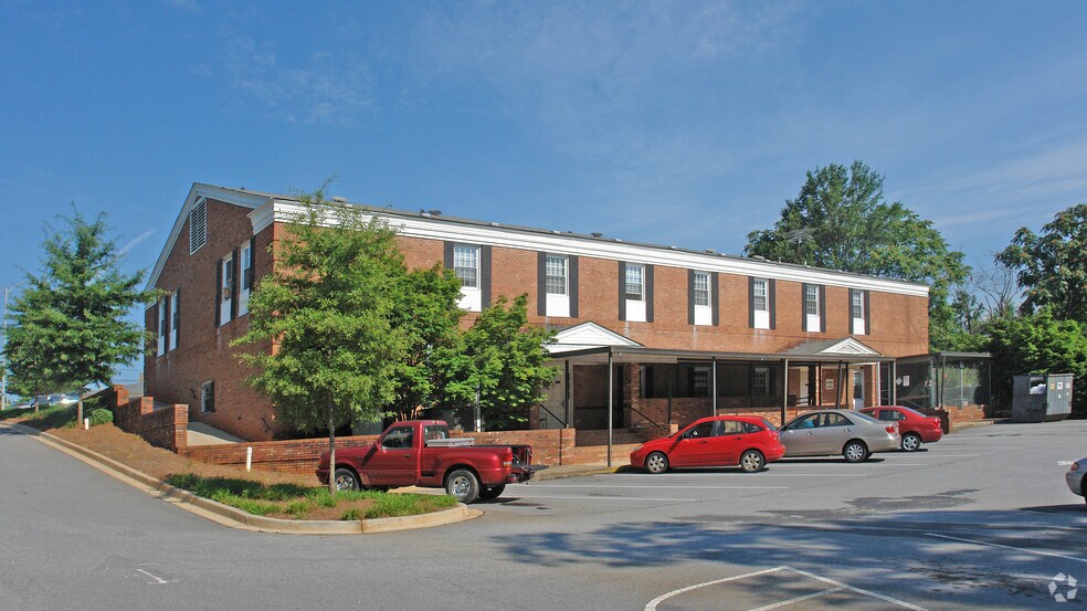 More Photos Of 1009 Grove Rd, Greenville Medical For Lease