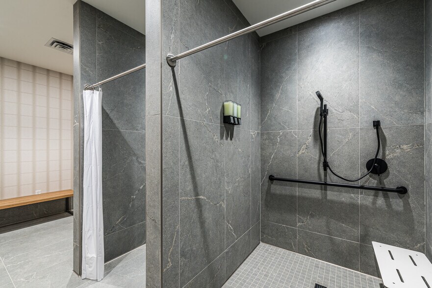 More Photos Of 8605 E Raintree Dr, Scottsdale Office For Lease