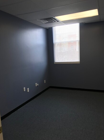 More Photos Of 61-65 E Main St, Westminster Office For Lease