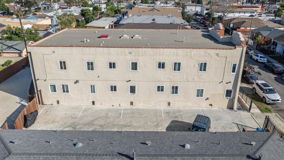 More Photos Of 329 W Magnolia St, Compton Apartments For Sale