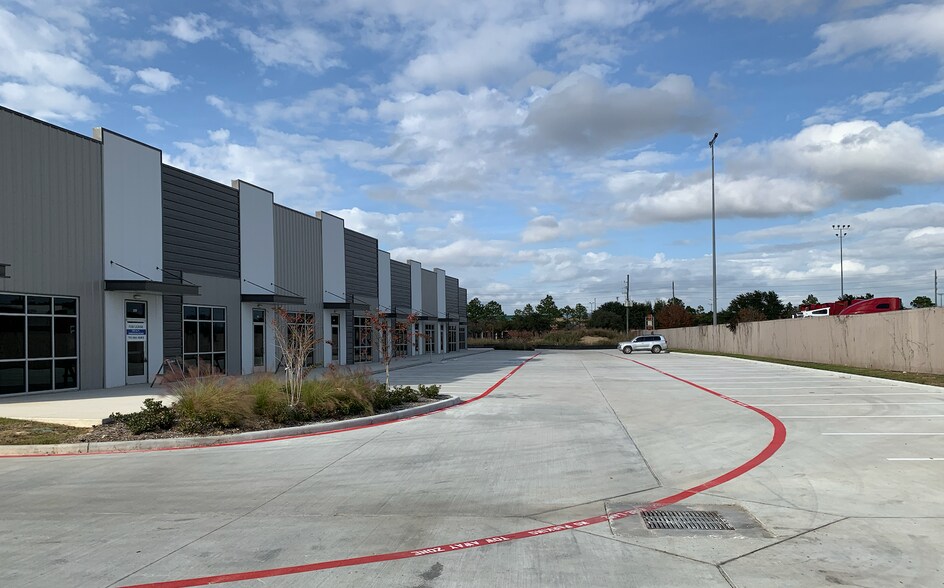 More Photos Of 1920 Primewest, Katy Industrial For Lease