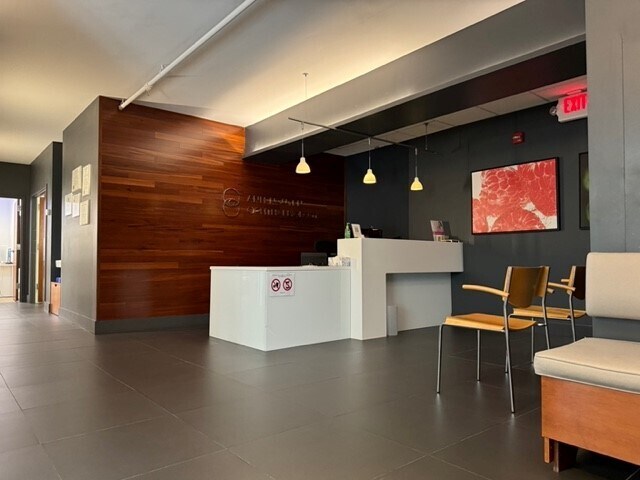 More Photos Of 431 Park Ave, Falls Church Medical For Sale