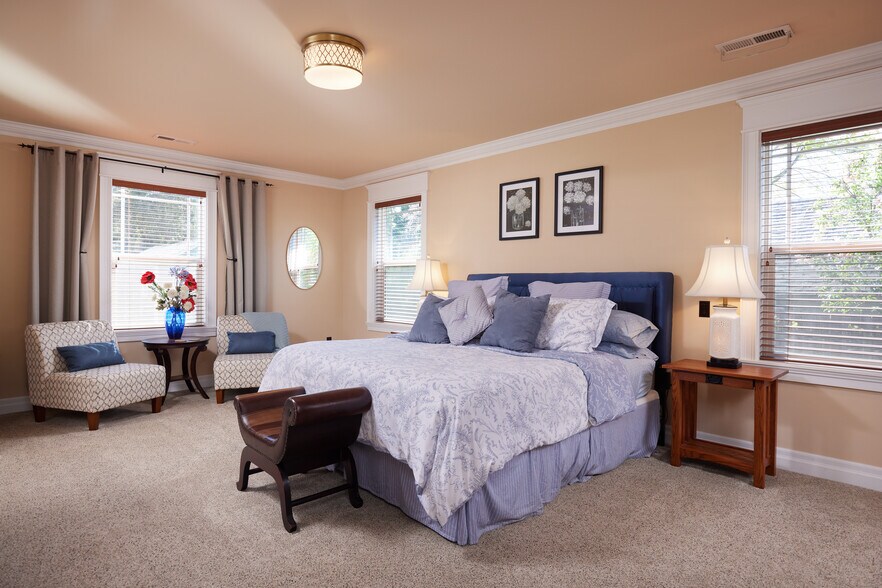 More Photos Of 527 Catherine St, Walla Walla Hospitality For Sale