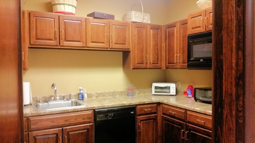 More Photos Of 116 Jefferson St S, Huntsville Office For Lease