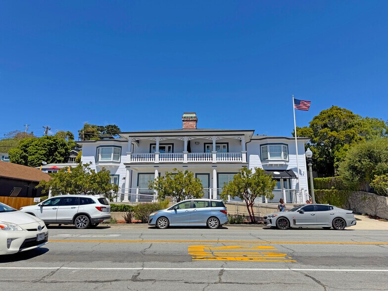 More Photos Of 2325 Varley St, Summerland General Retail For Sale