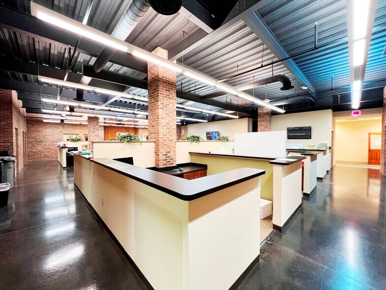 More Photos Of 3620 Swiftwater Park Dr, Suwanee Loft Creative Space For Sale