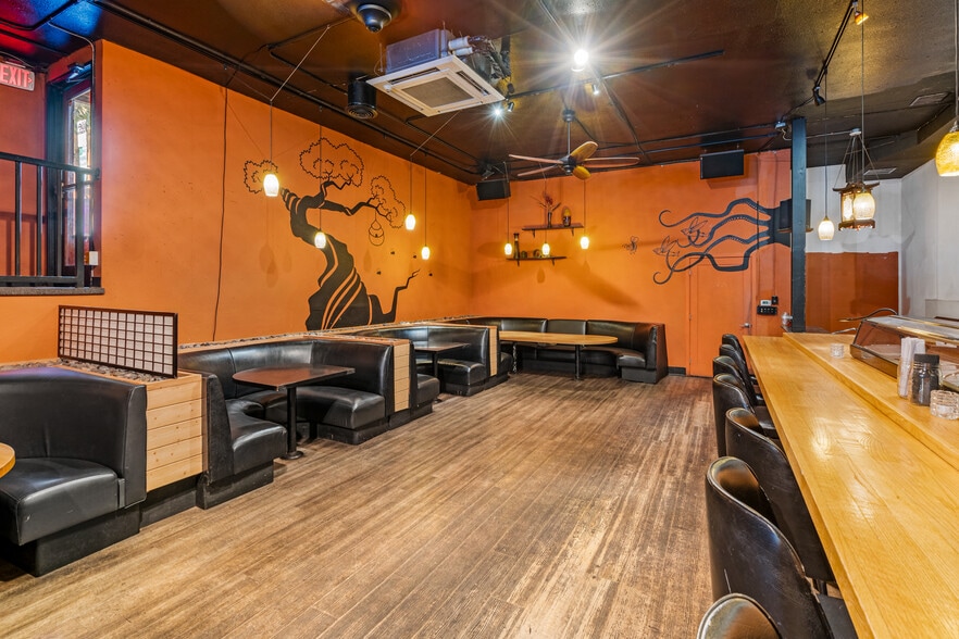 More Photos Of 1065 14th St, San Diego Storefront For Sale