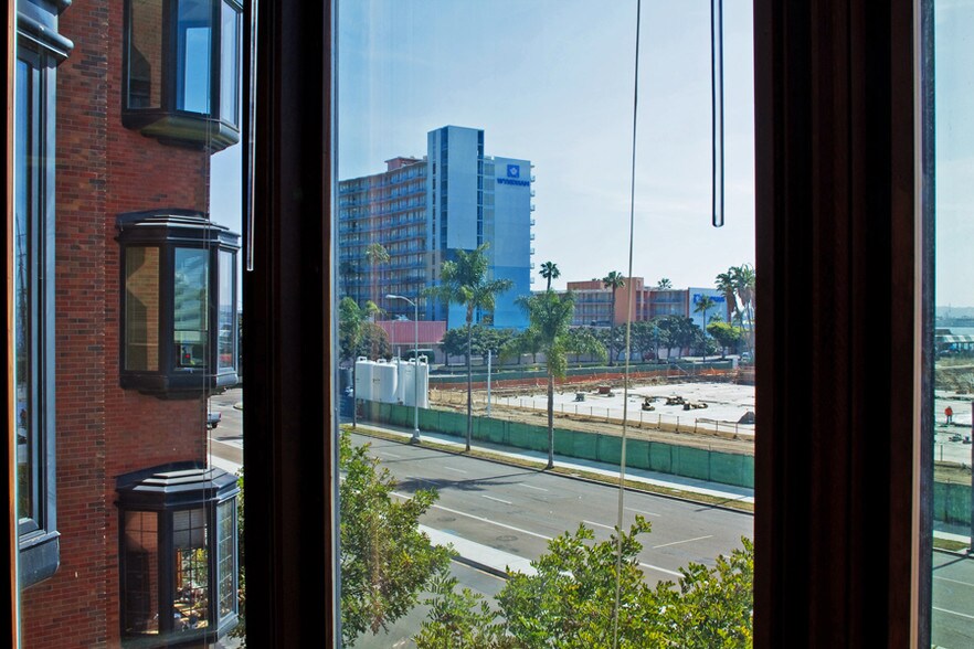 More Photos Of 1495 Pacific Hwy, San Diego Office For Lease