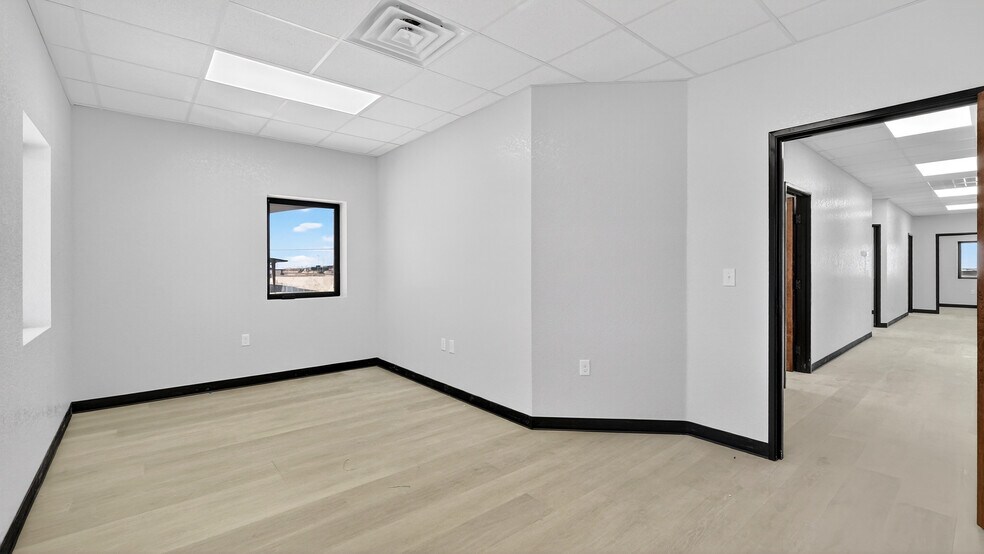 More Photos Of 16511 W Basin St, Odessa Industrial For Lease