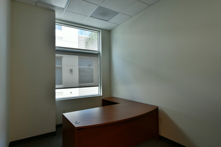 More Photos Of 19210 S Vermont Ave, Gardena Loft Creative Space For Sale