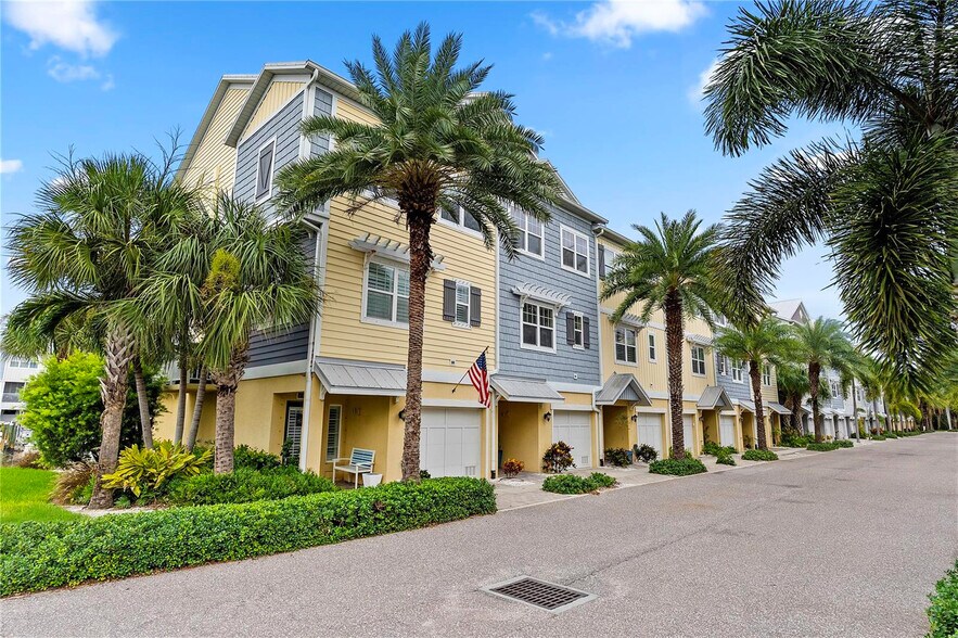 Primary Photo Of 3157 Nautical Pl S, Saint Petersburg Multifamily For Sale