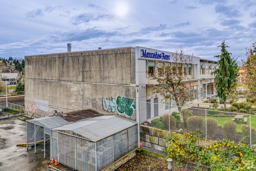More Photos Of 3410-3416 Lougheed Hwy, Vancouver Warehouse For Sale