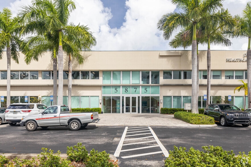 More Photos Of 5875 Nw 163rd St, Miami Lakes Office For Lease