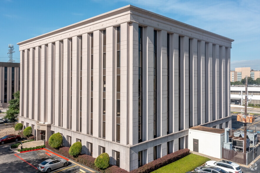 More Photos Of 507 N Sam Houston Pky E, Houston Office For Lease