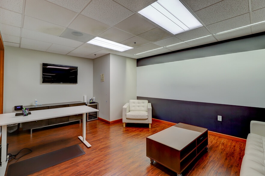 More Photos Of 155 El Camino Real, Tustin Office For Lease