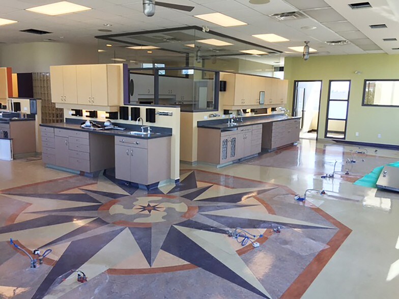 More Photos Of 2551 Hewes Way NW, Edmonton Medical For Lease