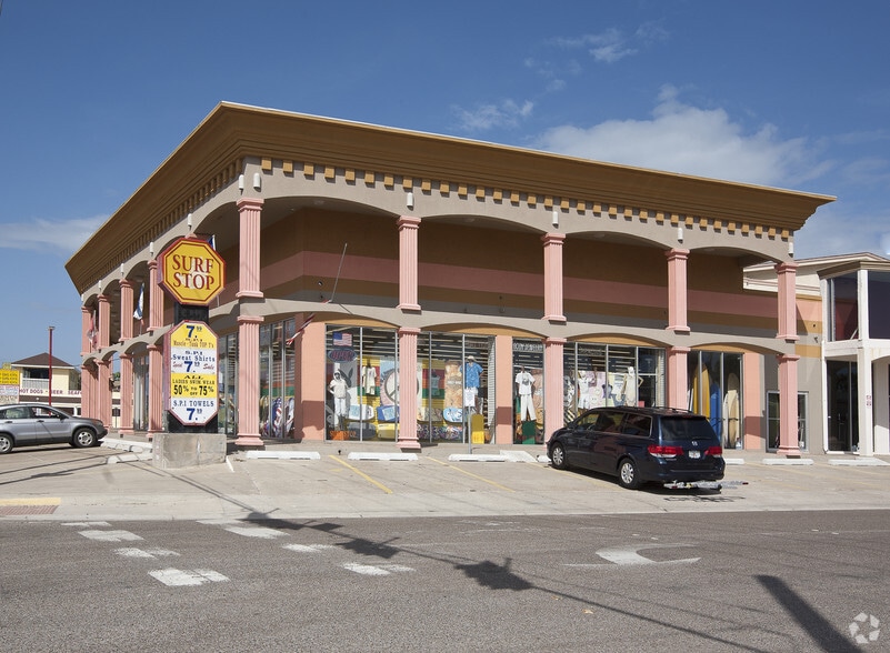 Primary Photo Of 2600 Padre Blvd, South Padre Island General Retail For Lease