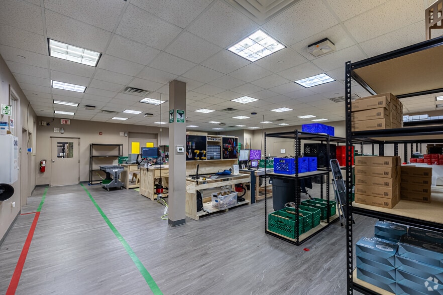 More Photos Of 150 Knotter Dr, Cheshire Manufacturing For Sale