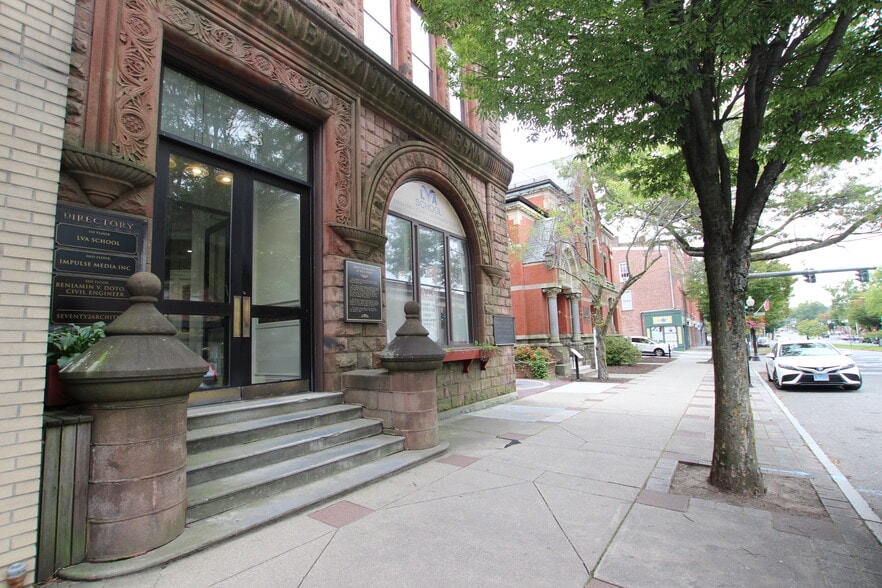 More Photos Of 248 Main St, Danbury Office For Sale