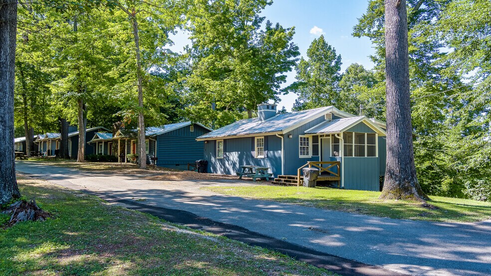 More Photos Of 451 Lees Ford Dock Rd, Nancy Hotel For Sale