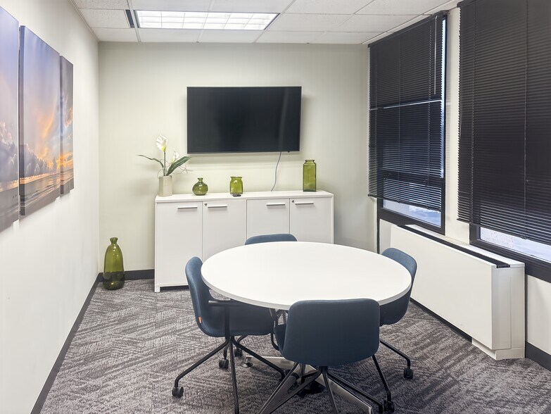 More Photos Of 555 Broadhollow Rd, Melville Coworking Space